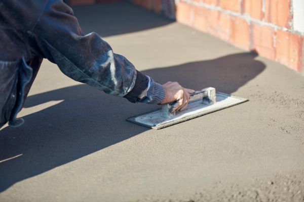 Concrete Pad Leveling in Des Moines