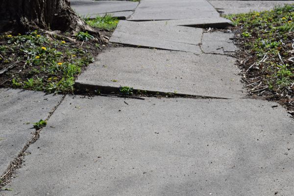 Concrete Sidewalk Leveling in Des Moines