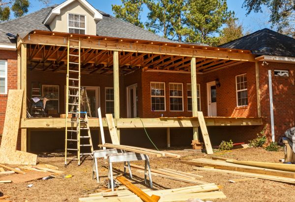 Porch Raising in Des Moines